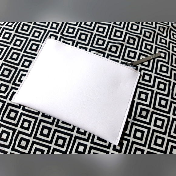 LANCOME Pouch (BRAND NEW) - Picture 8 of 12